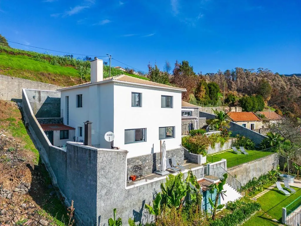 New! Nature Paradise With Ocean View & Hot Tubs Faja da Ovelha Villa