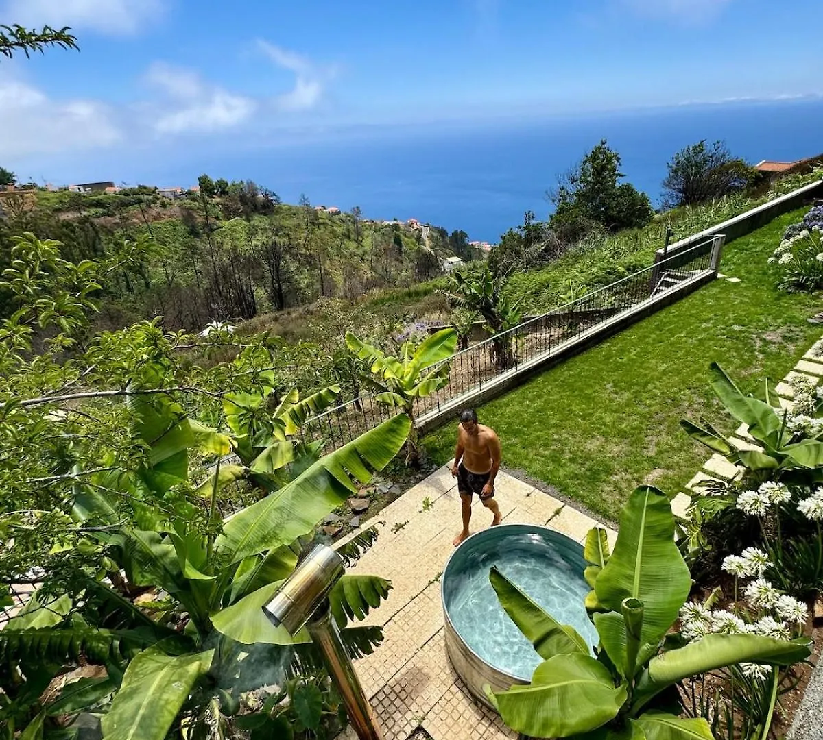 New! Nature Paradise With Ocean View & Hot Tubs Faja da Ovelha Villa